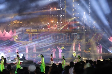 Khai mạc Năm Du lịch Quốc gia - Huế 2025: Biểu tượng của sự đổi mới và phát triển dựa trên di sản